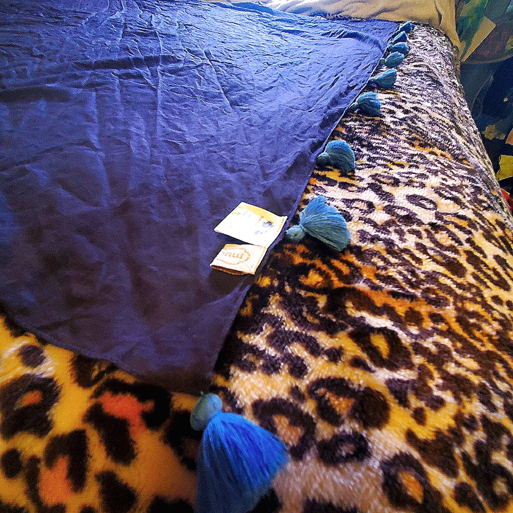Scarfs - Picture 15 of 15